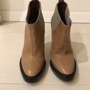 Burberry leather booties